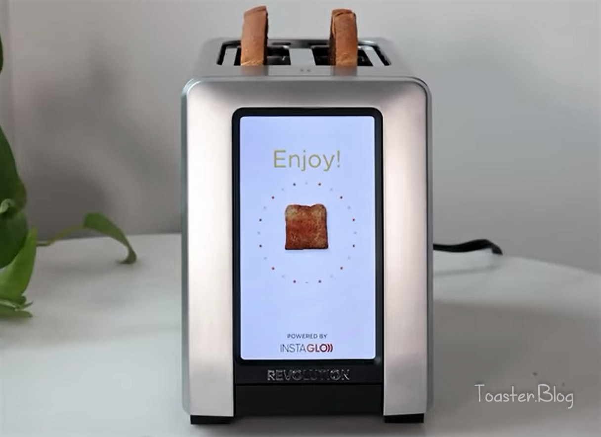 Revolution InstaGLO R180 Matte Black Toaster