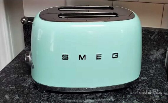 Best light green toaster