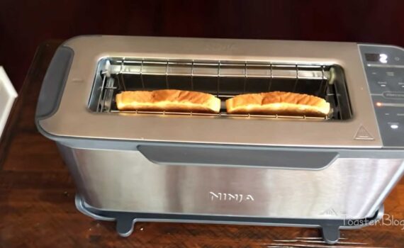 Best space saving toaster