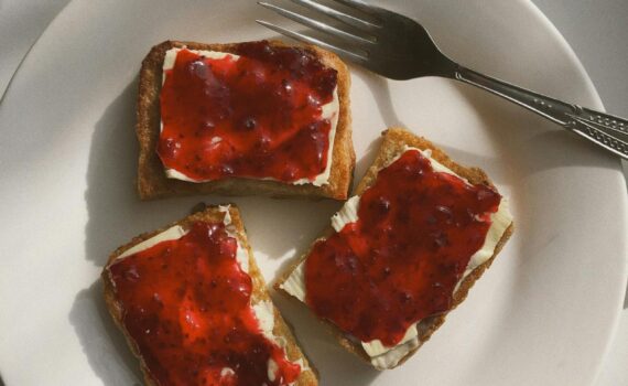 How hot is a toaster