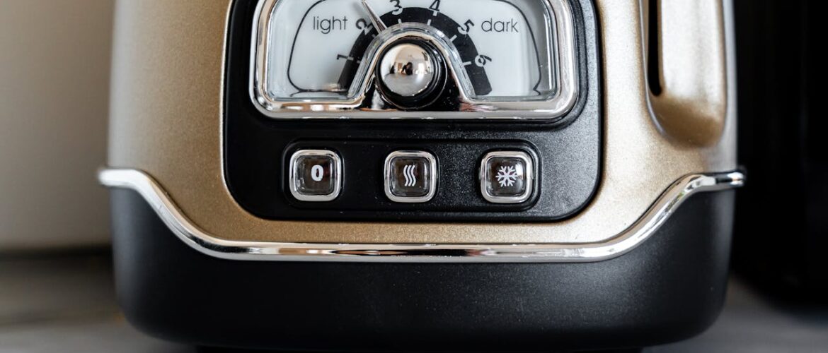 How many watts in a toaster