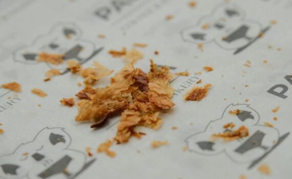 Toaster cleaning brush