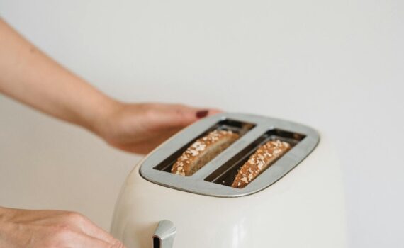 Toaster power rating