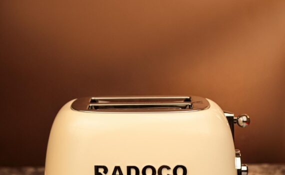 When were toasters invented